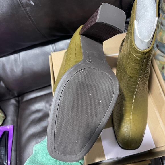 New nib Journee olive ankle dress boots sz 8m $99 - Picture 3 of 5